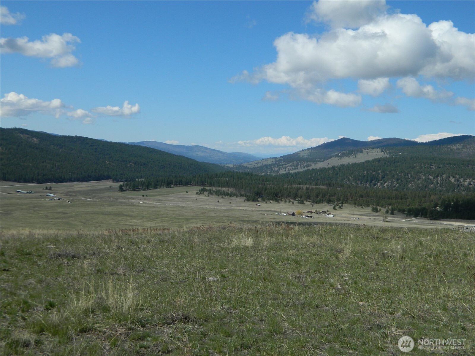 100 Summer Road Property Photo 28