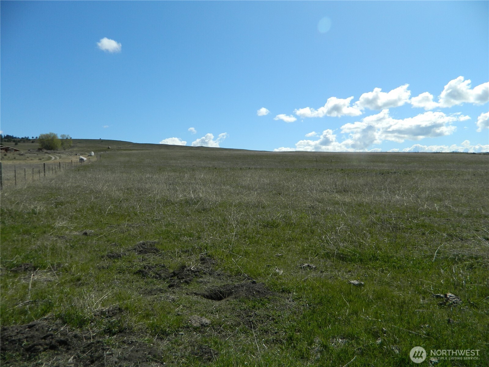 100 Summer Road Property Photo 24
