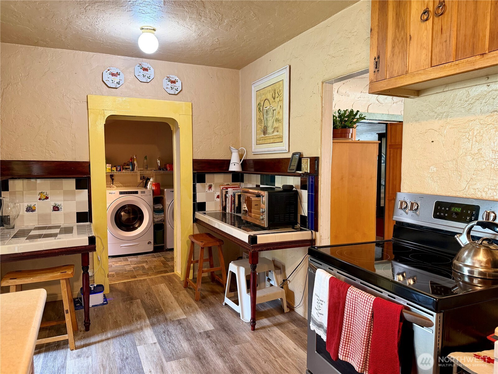 58110 View Place Property Photo 10
