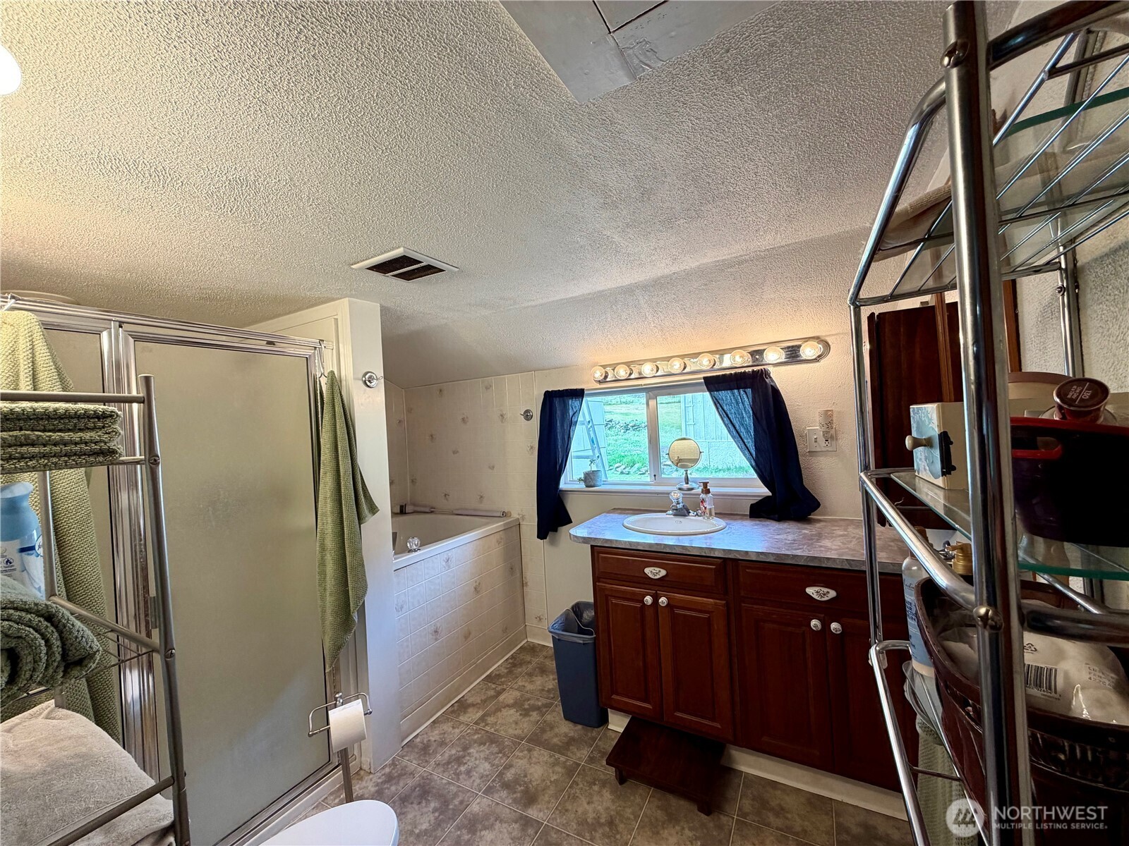 58110 View Place Property Photo 15
