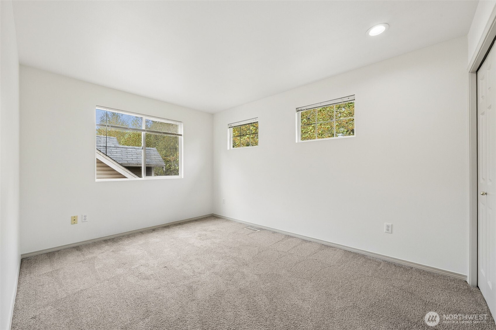 8708 132nd Street Property Photo 32