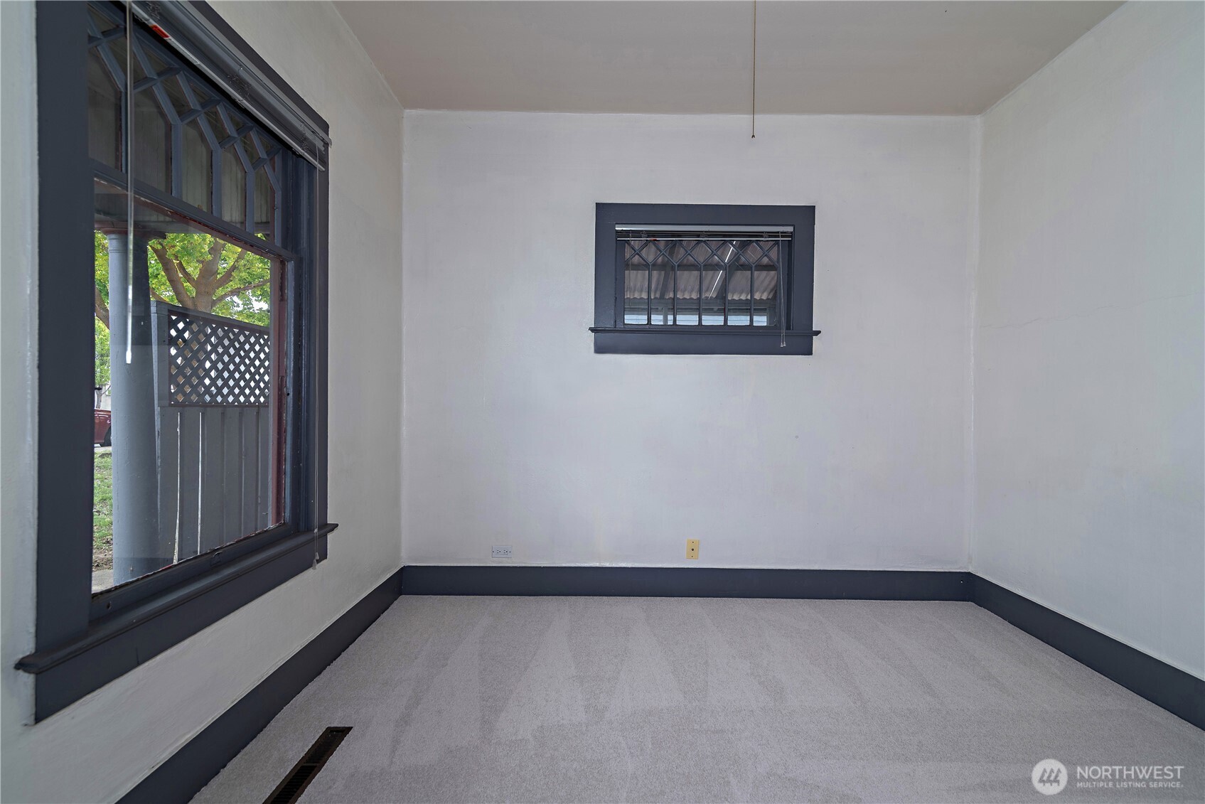 711 N Water Street Property Photo 12