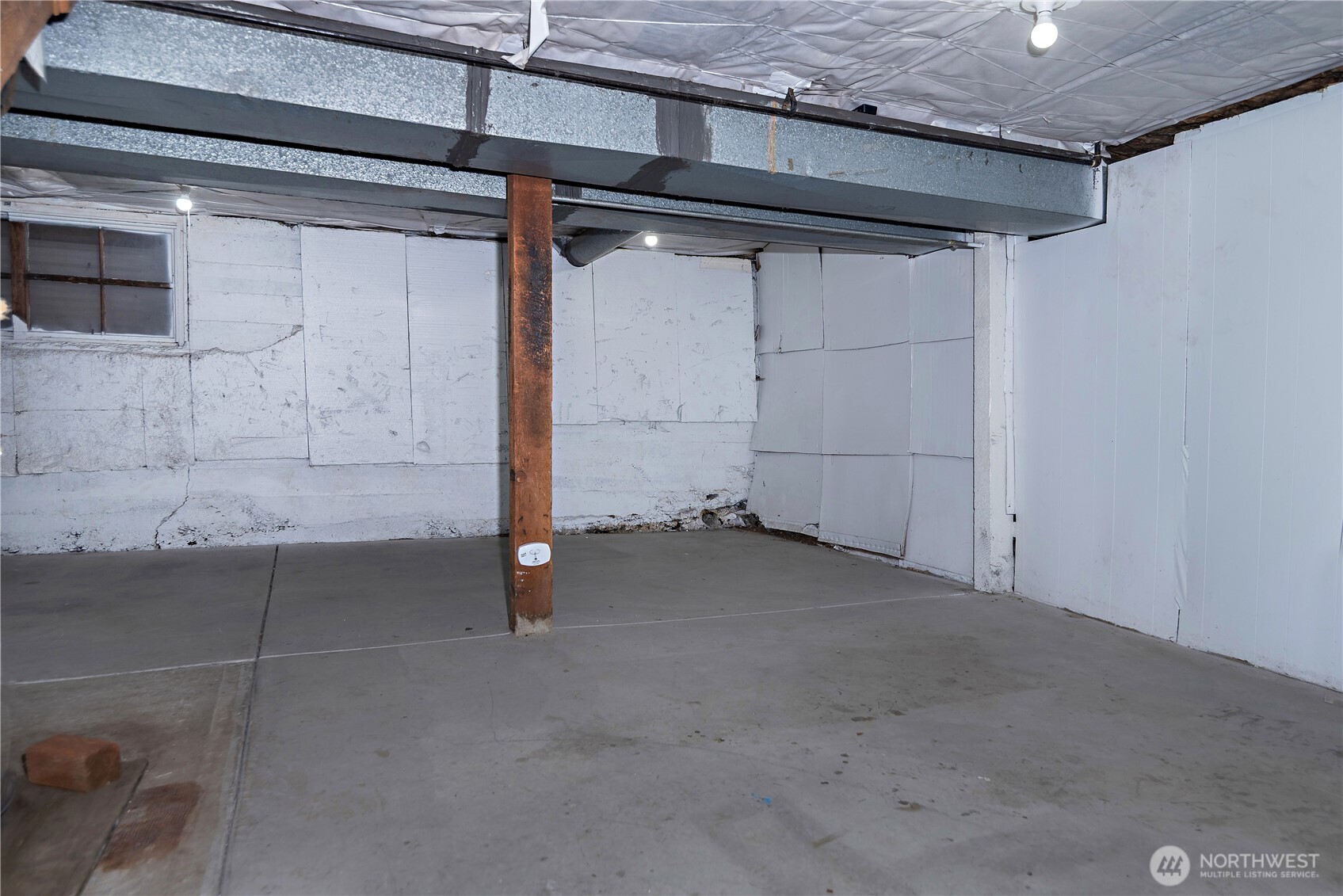 711 N Water Street Property Photo 23