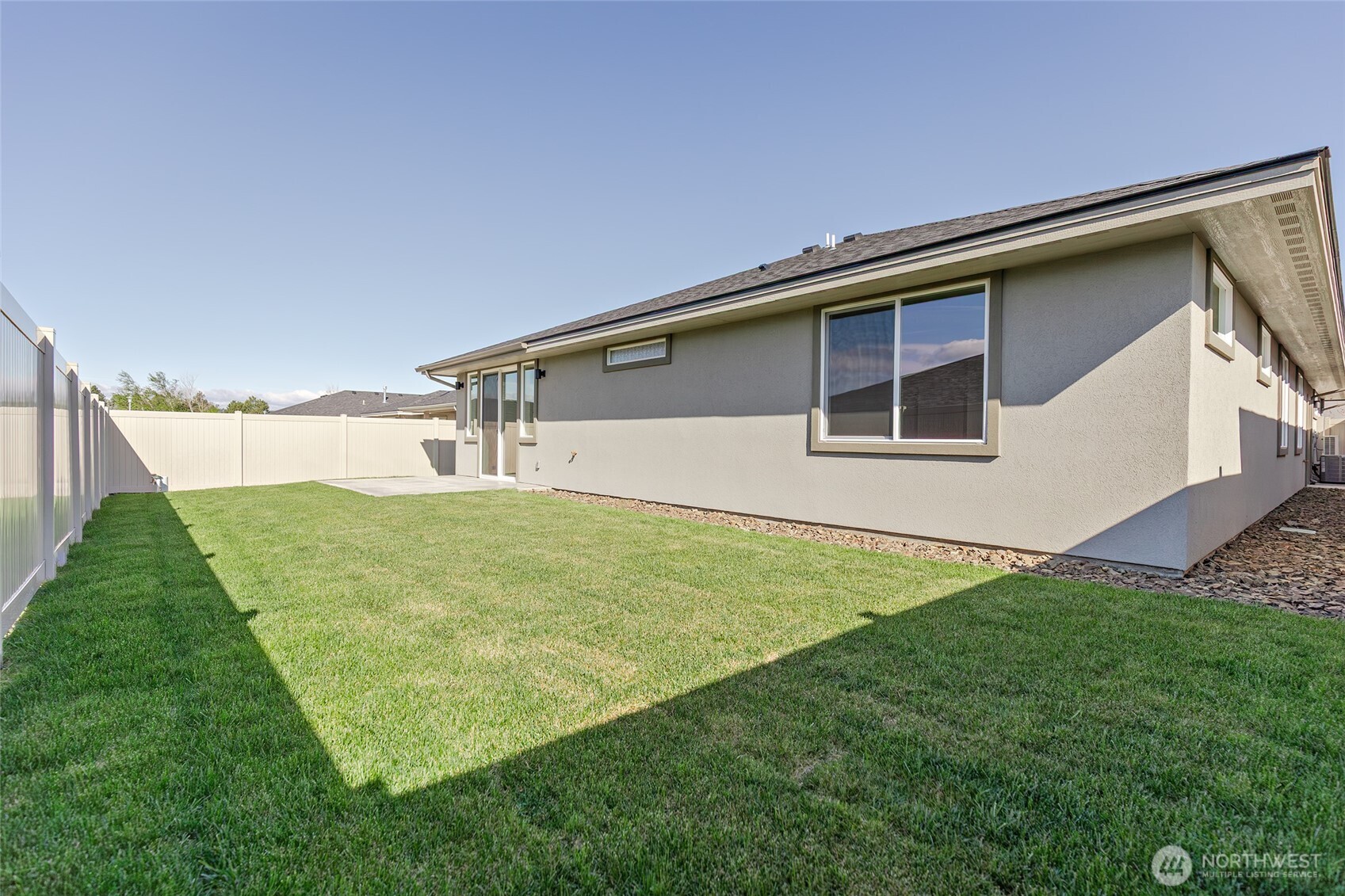 106 E Chinook Road Property Photo 36