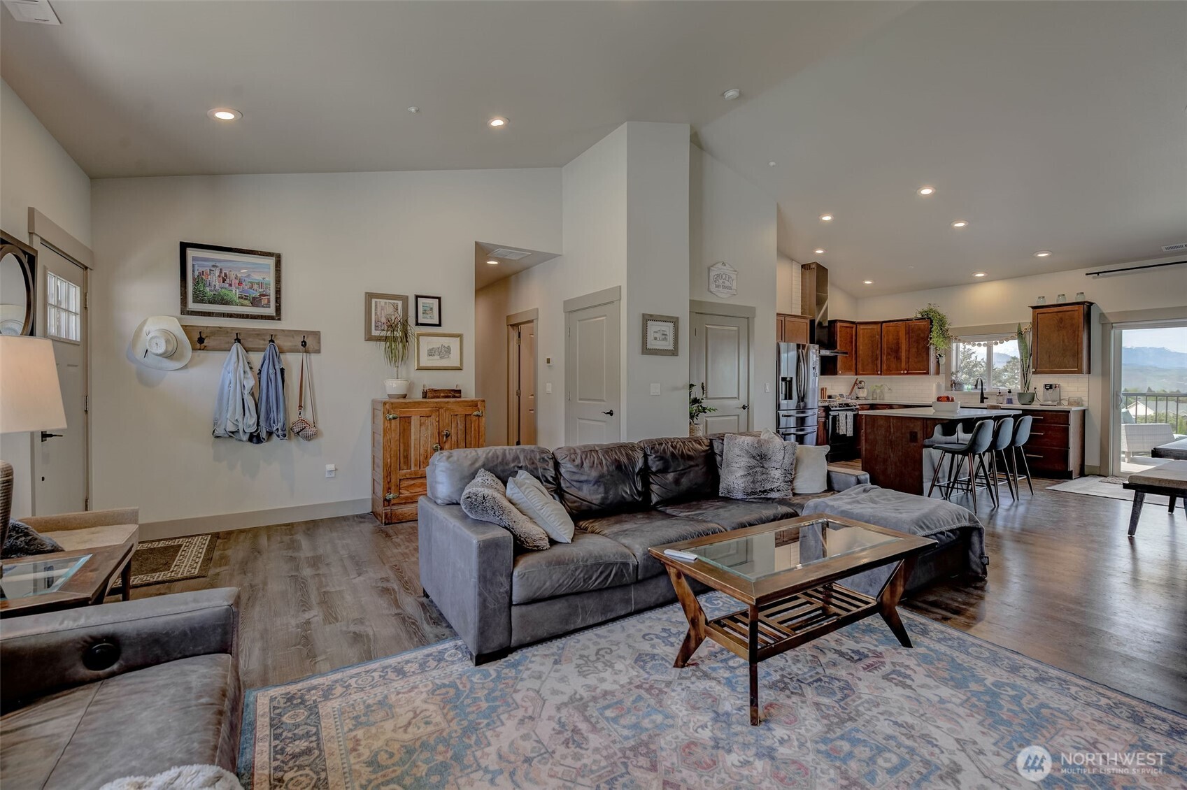 2506 Vasi Court Property Photo 10