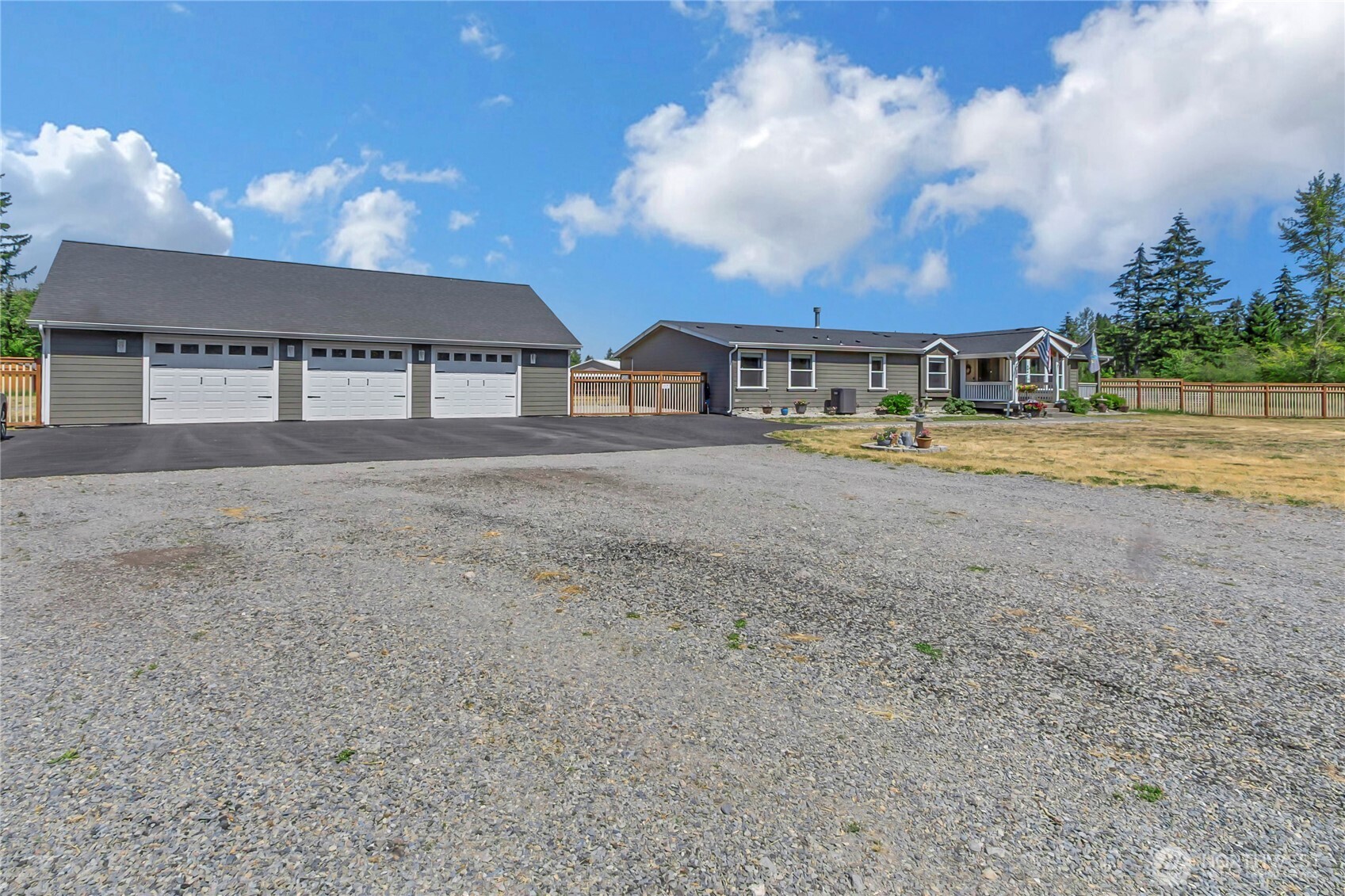 14323 Herbert Lane Se Property Photo 1
