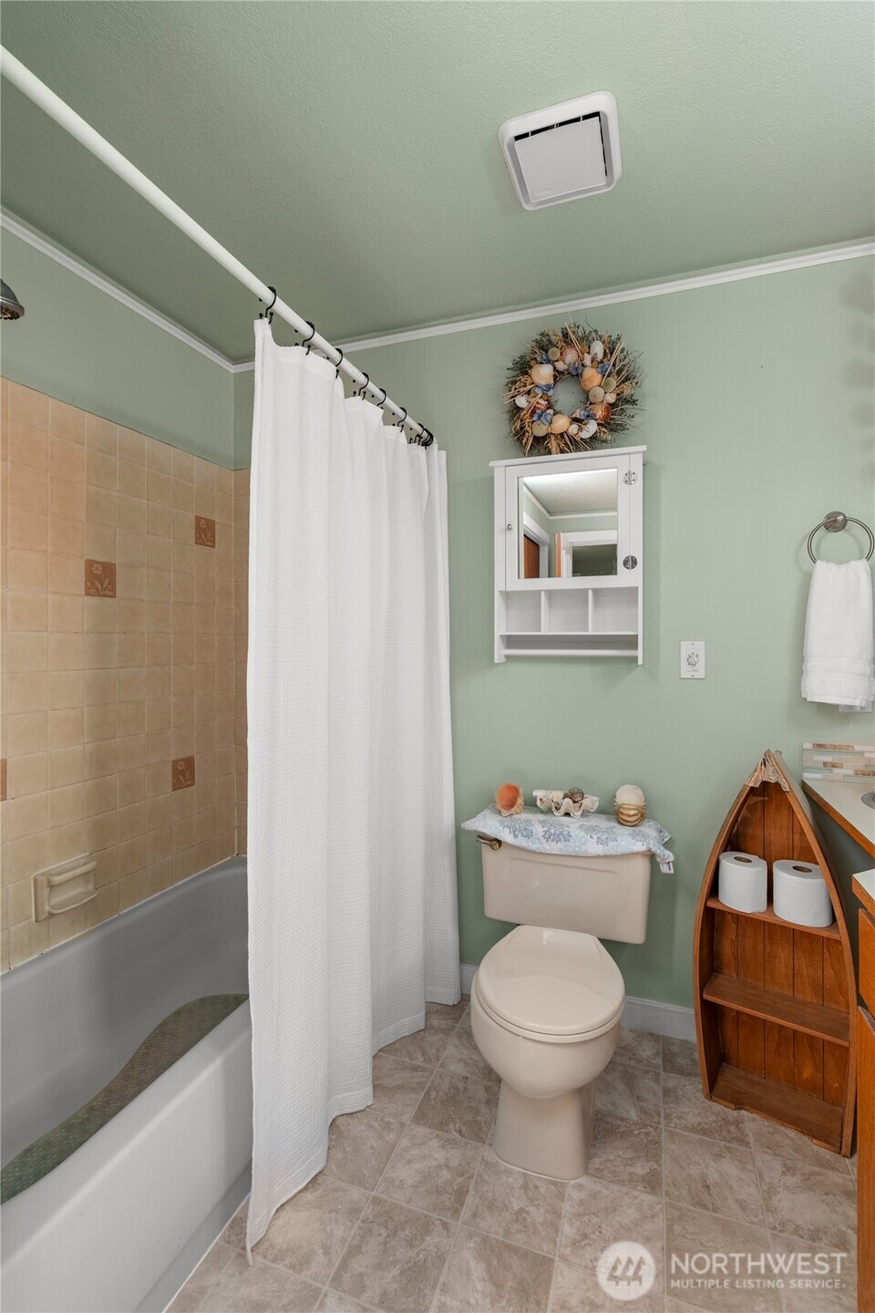 858 Illahee Drive Property Photo 33