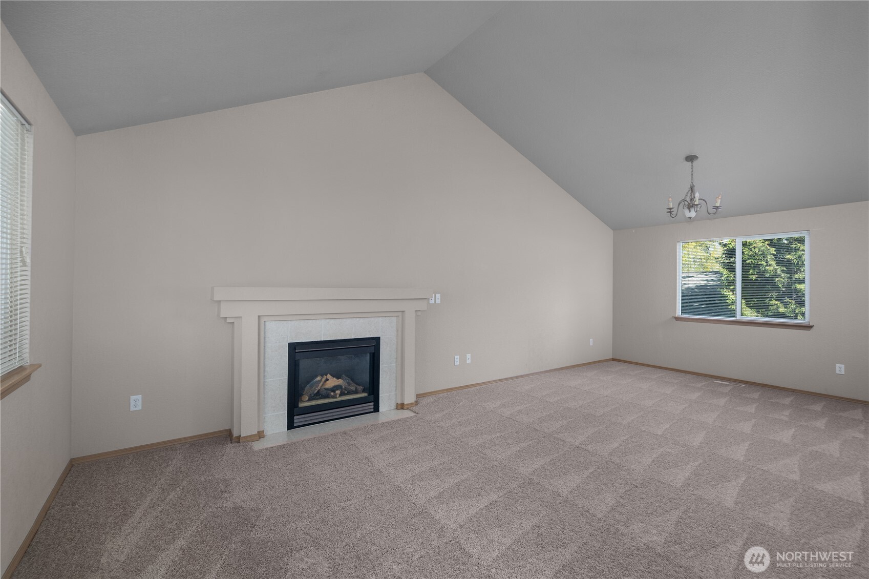 3608 Bittersweet Street Property Photo 4