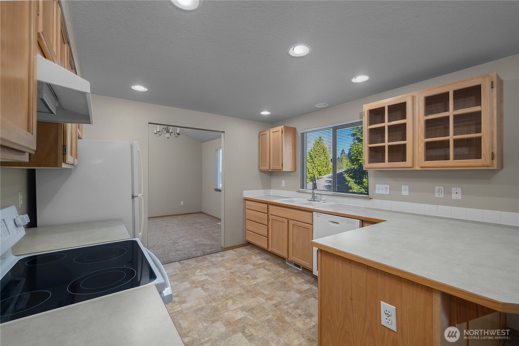 3608 Bittersweet Street Property Photo 7