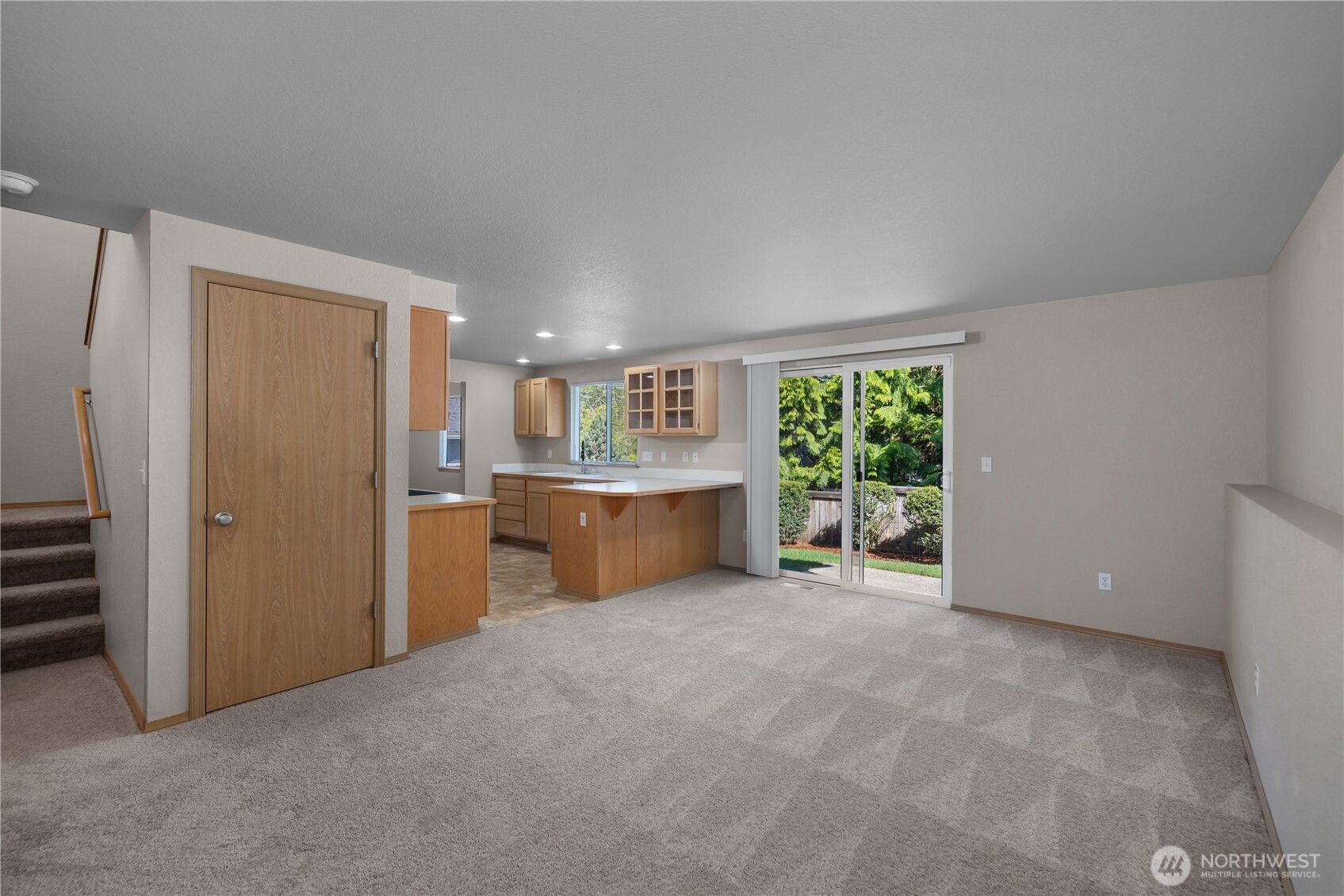 3608 Bittersweet Street Property Photo 8