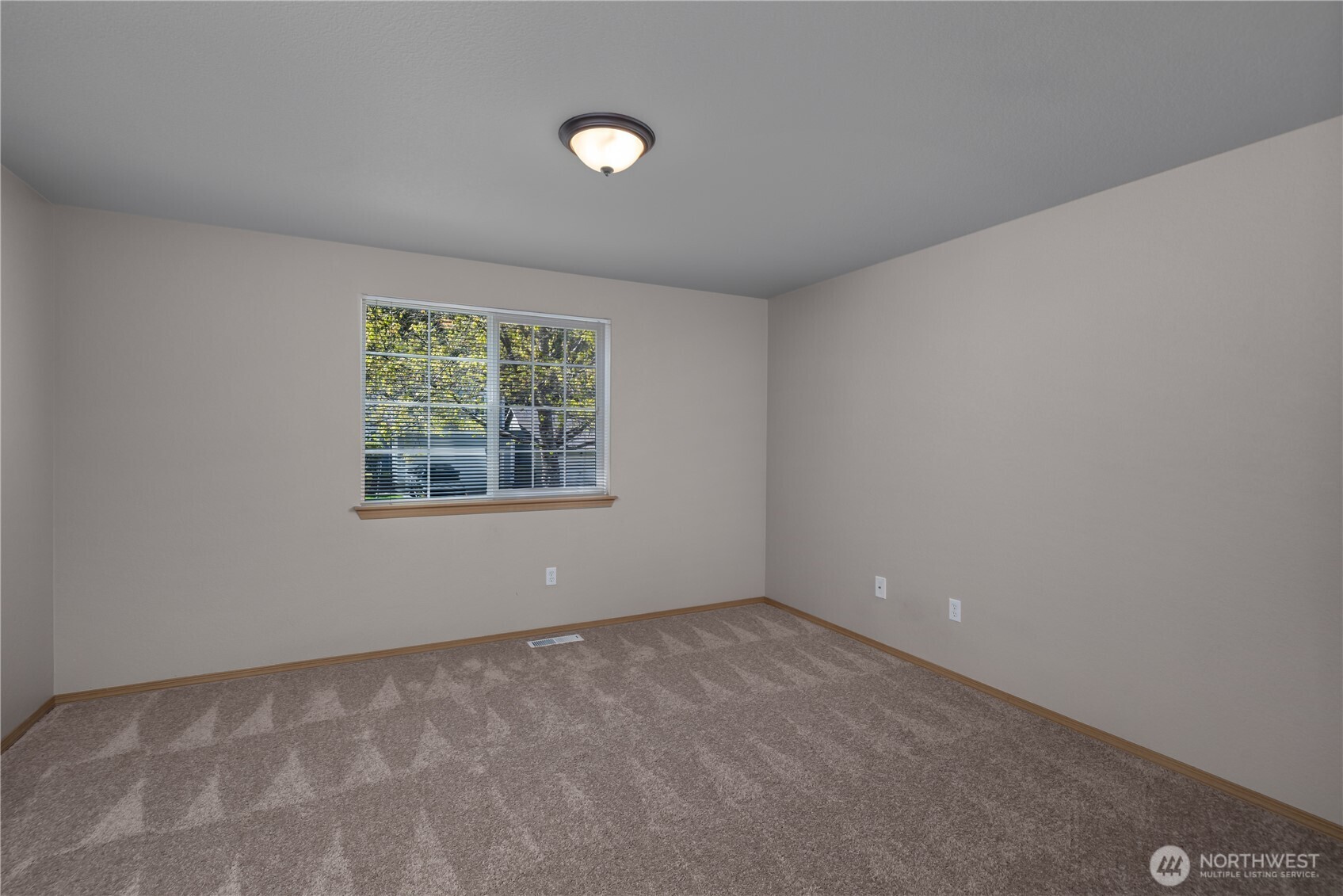 3608 Bittersweet Street Property Photo 16