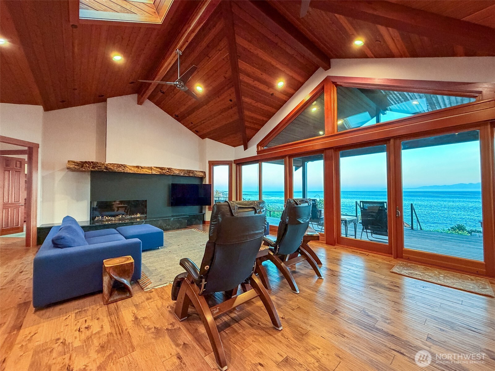 115 Clipper Way Property Photo 11