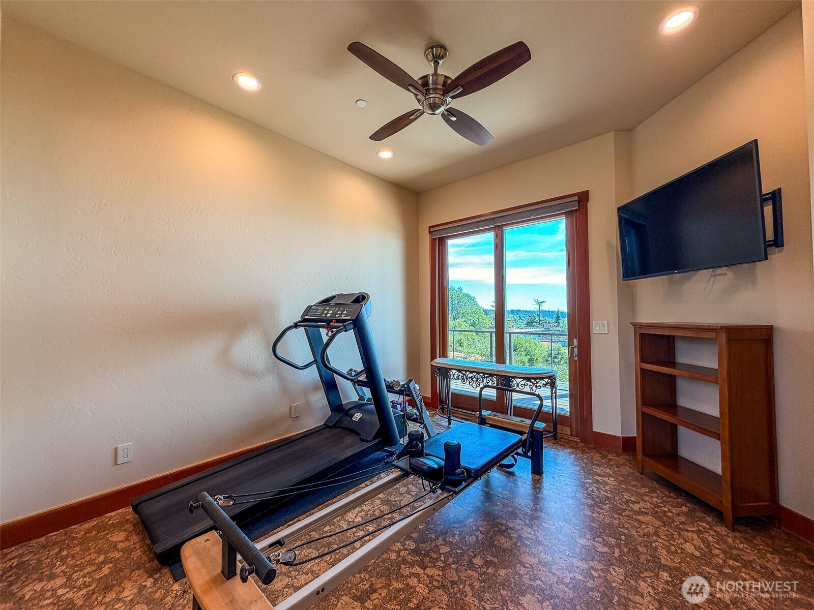 115 Clipper Way Property Photo 17