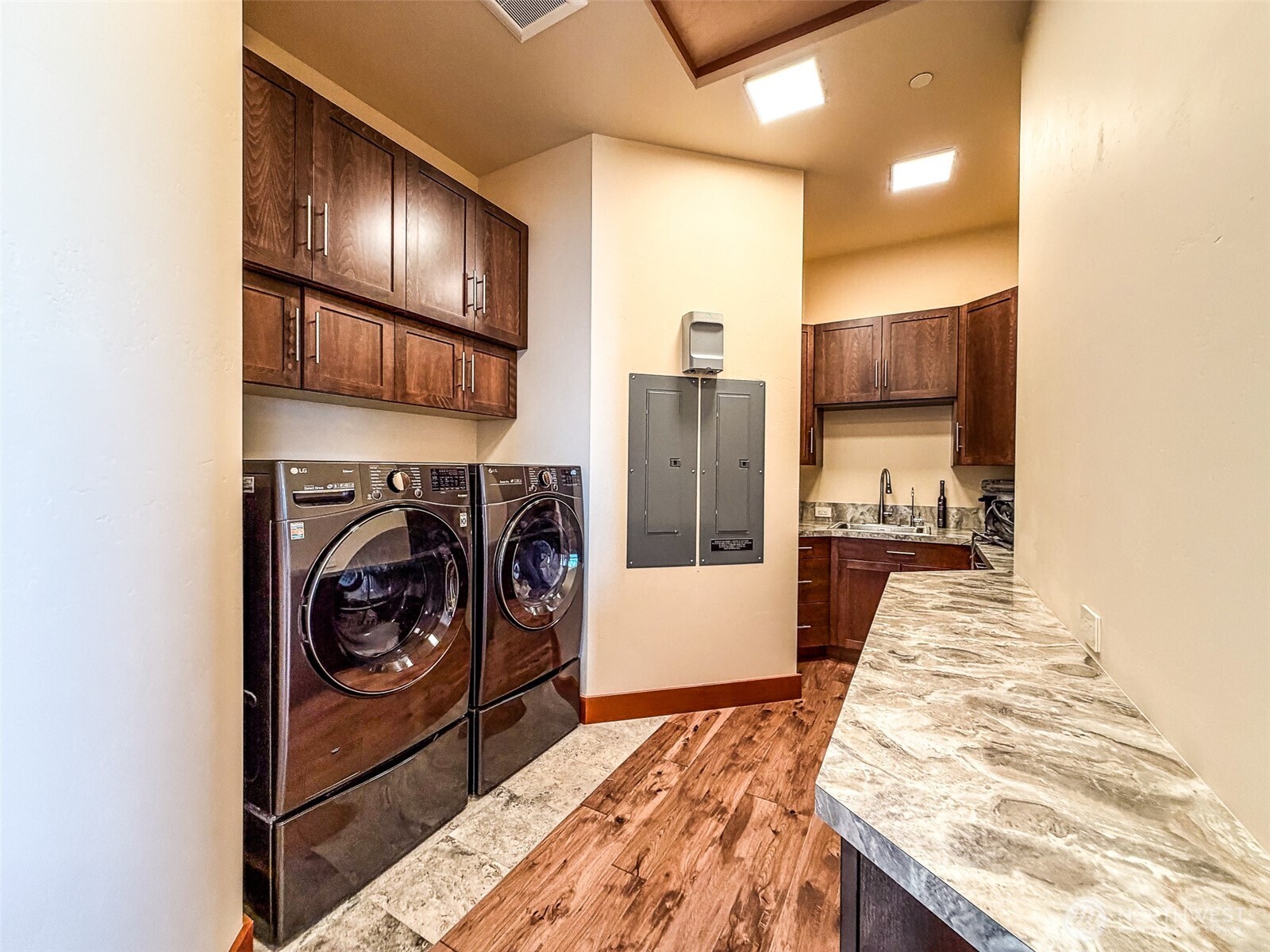 115 Clipper Way Property Photo 18