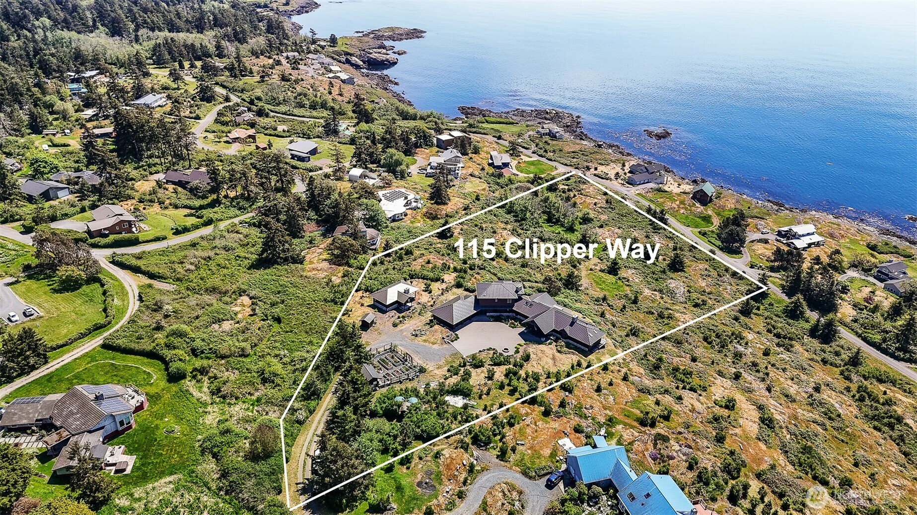 115 Clipper Way Property Photo 36