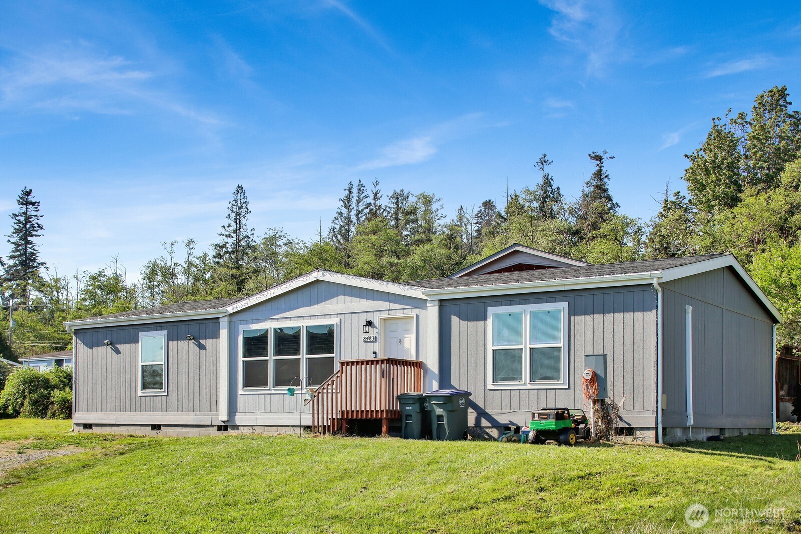 8483 Alder Way Property Photo 1