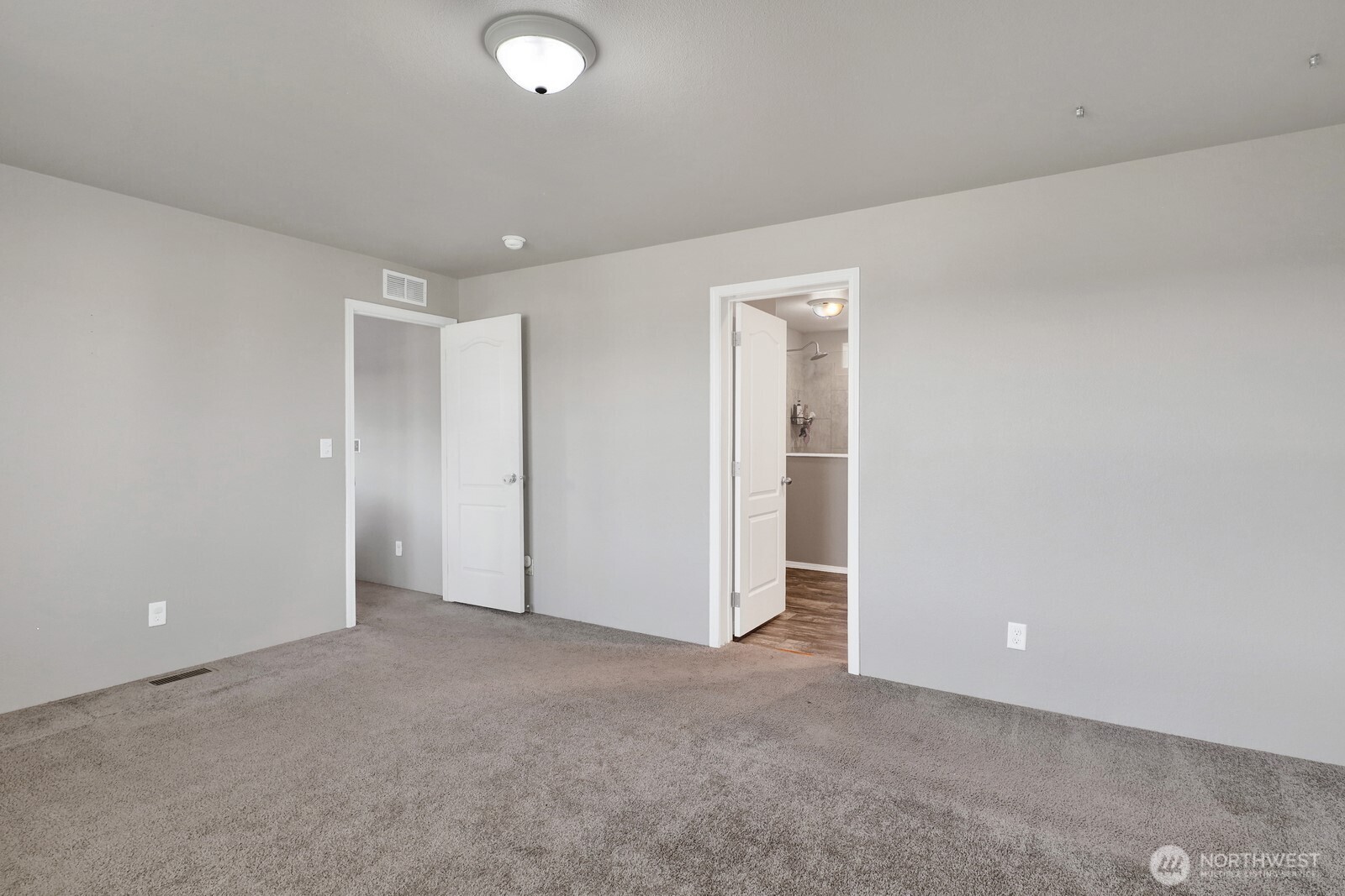 8483 Alder Way Property Photo 13