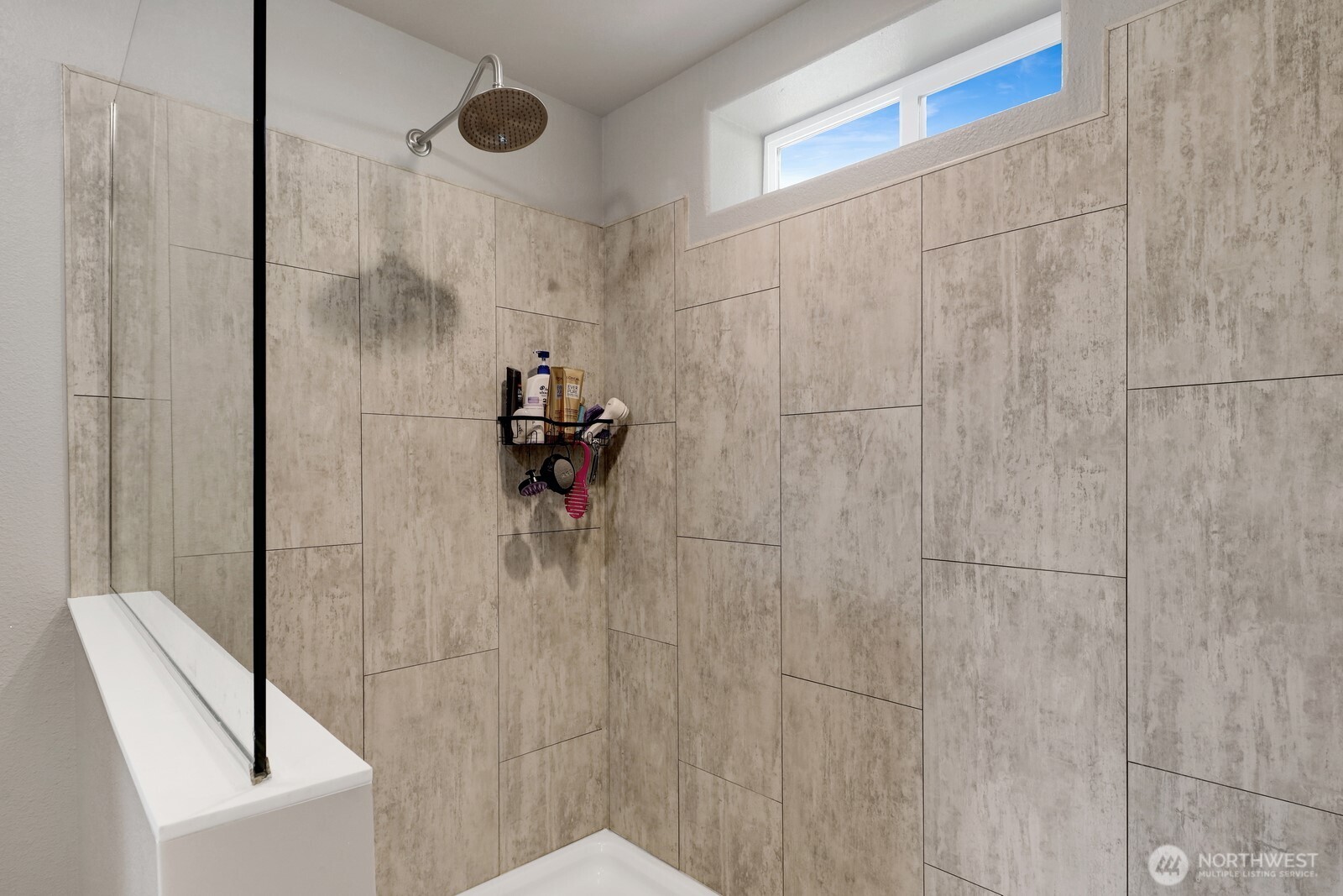 8483 Alder Way Property Photo 17