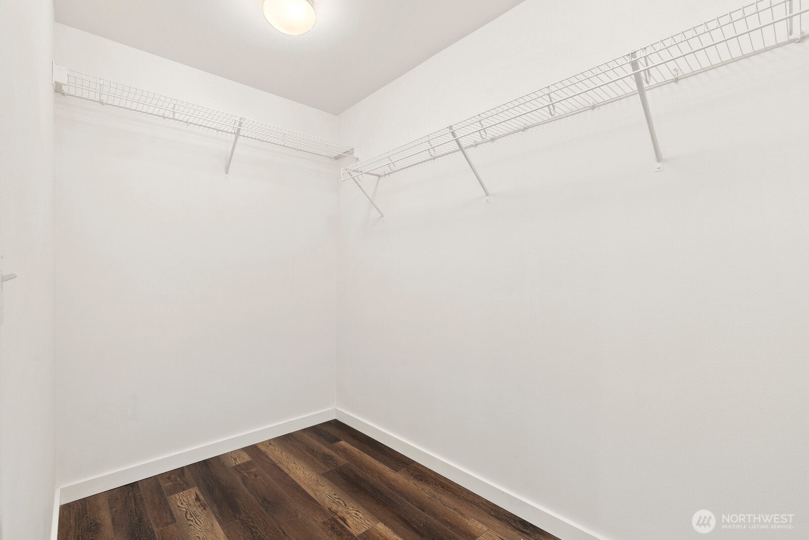 3131 Dunhill Lane Property Photo 27