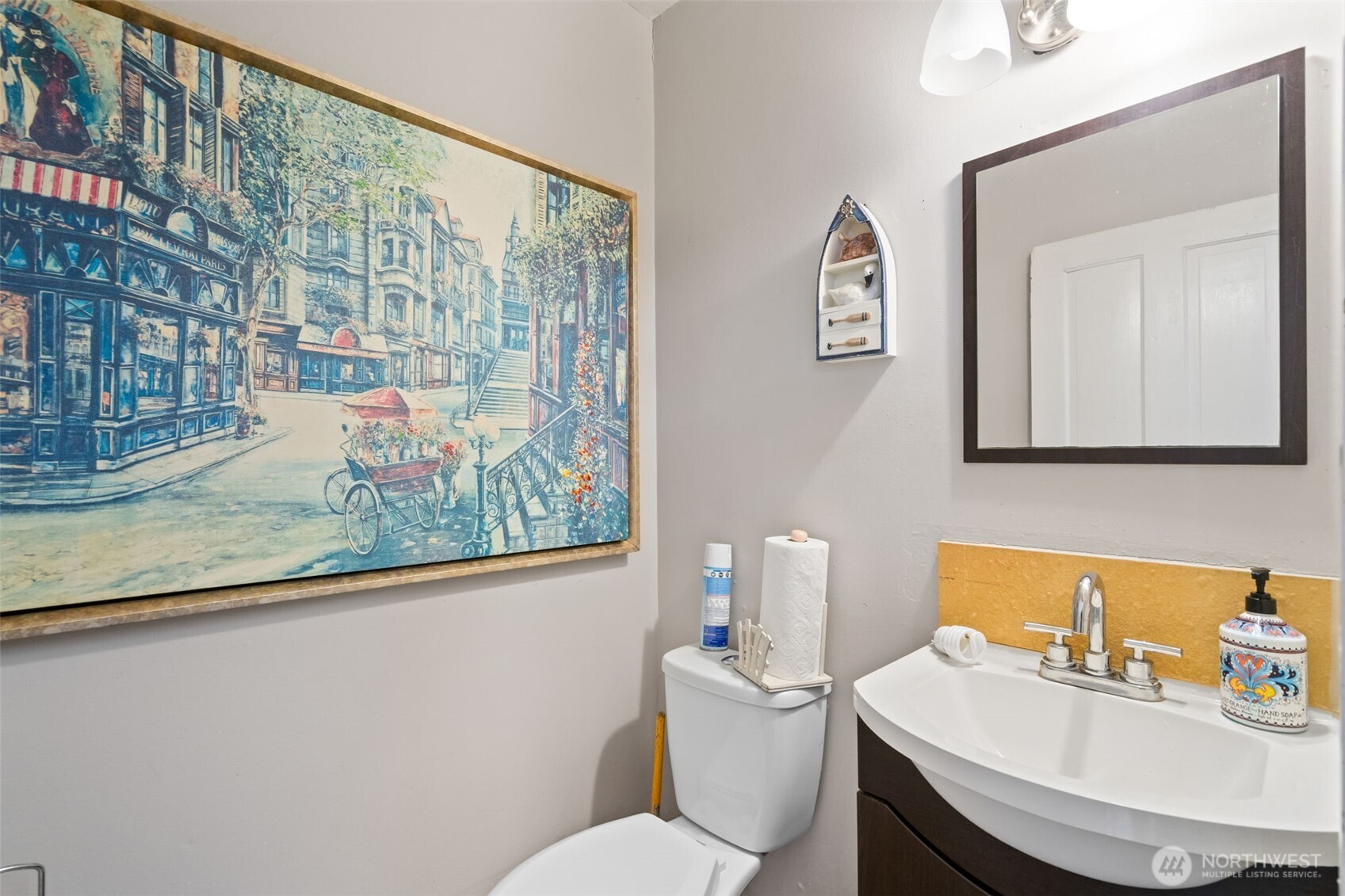 608 W Robert Bush Drive Property Photo 14