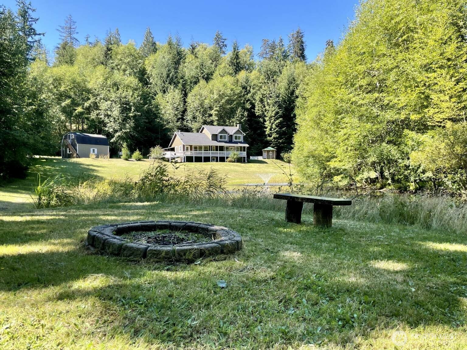 2497 Goss Ridge Road Property Photo 4