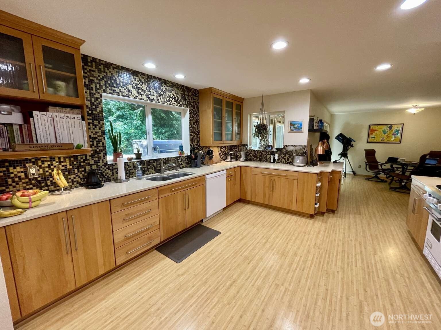 2497 Goss Ridge Road Property Photo 12