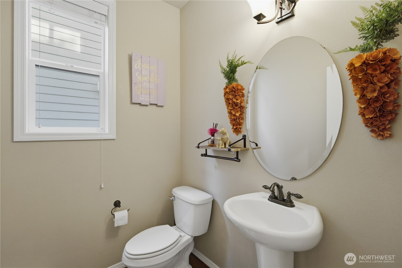 12855 Ne 197th Place Property Photo 5