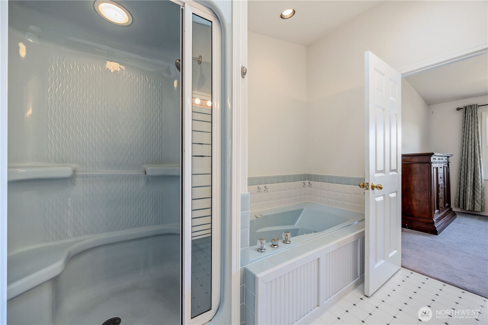 7420 Navarre Drive Property Photo 30