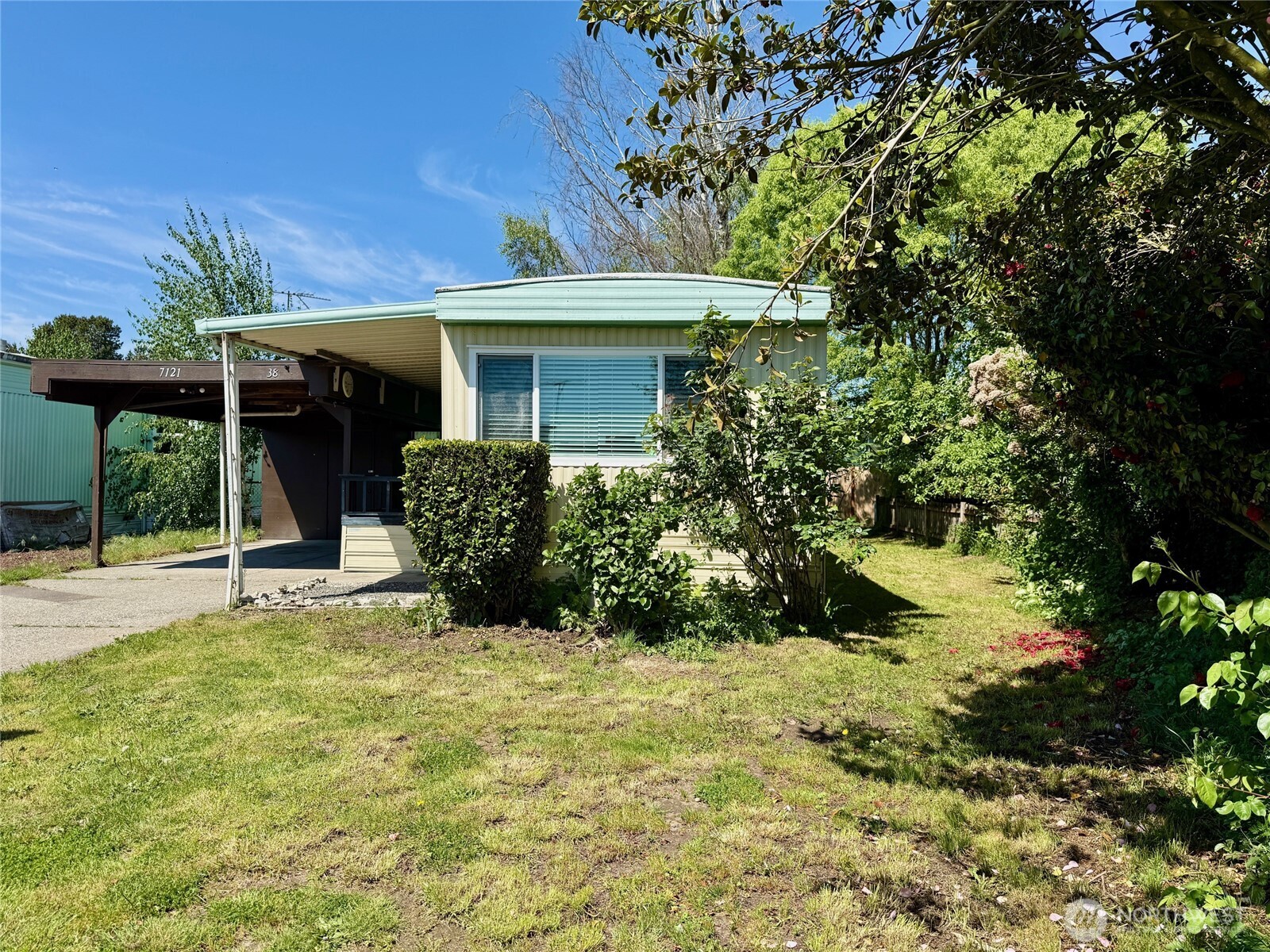 7121 49th Street 38 Property Photo 1