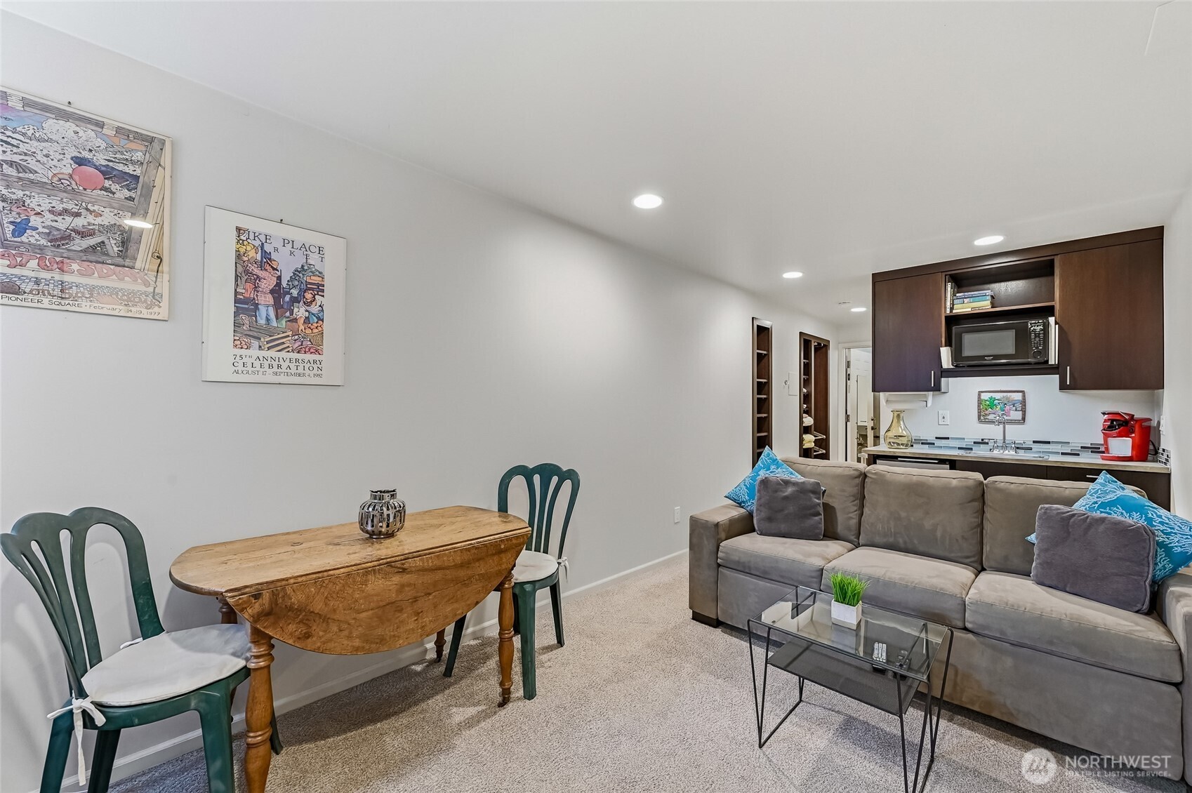 2025 Boylston Avenue Property Photo 33