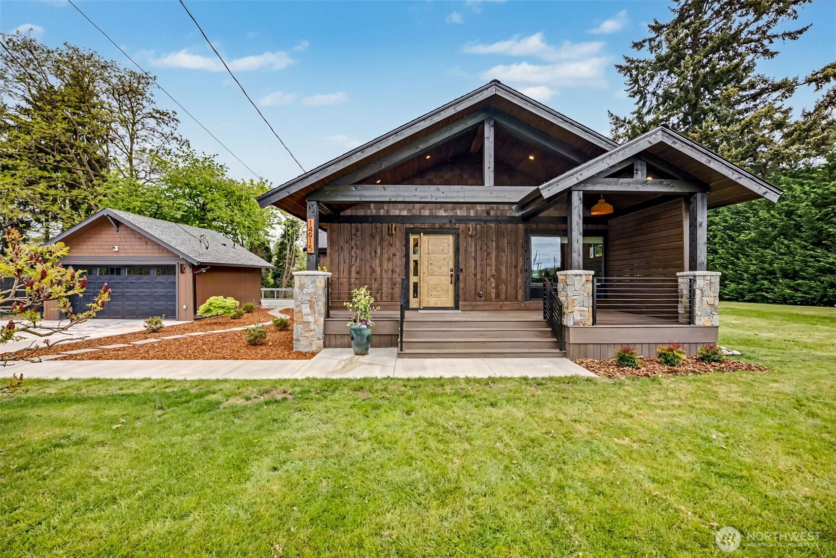 14915 80th Street Property Photo 2