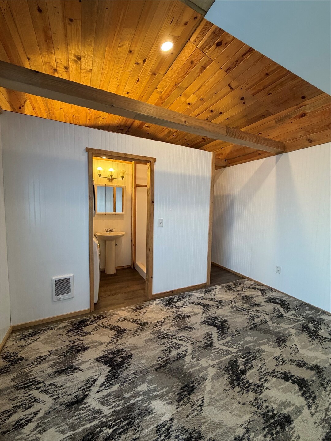 290 State Route 6 Property Photo 14
