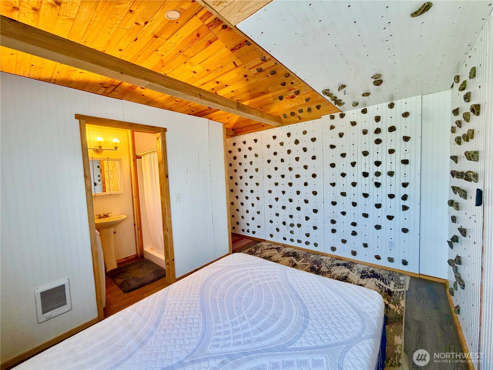 290 State Route 6 Property Photo 18
