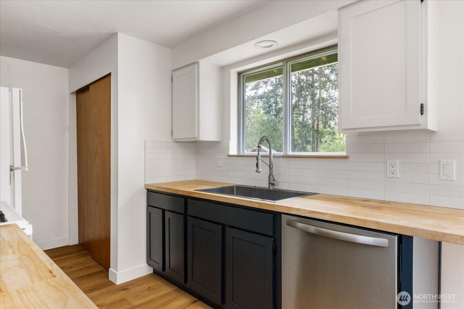 1167 Sparrow Drive Property Photo 8