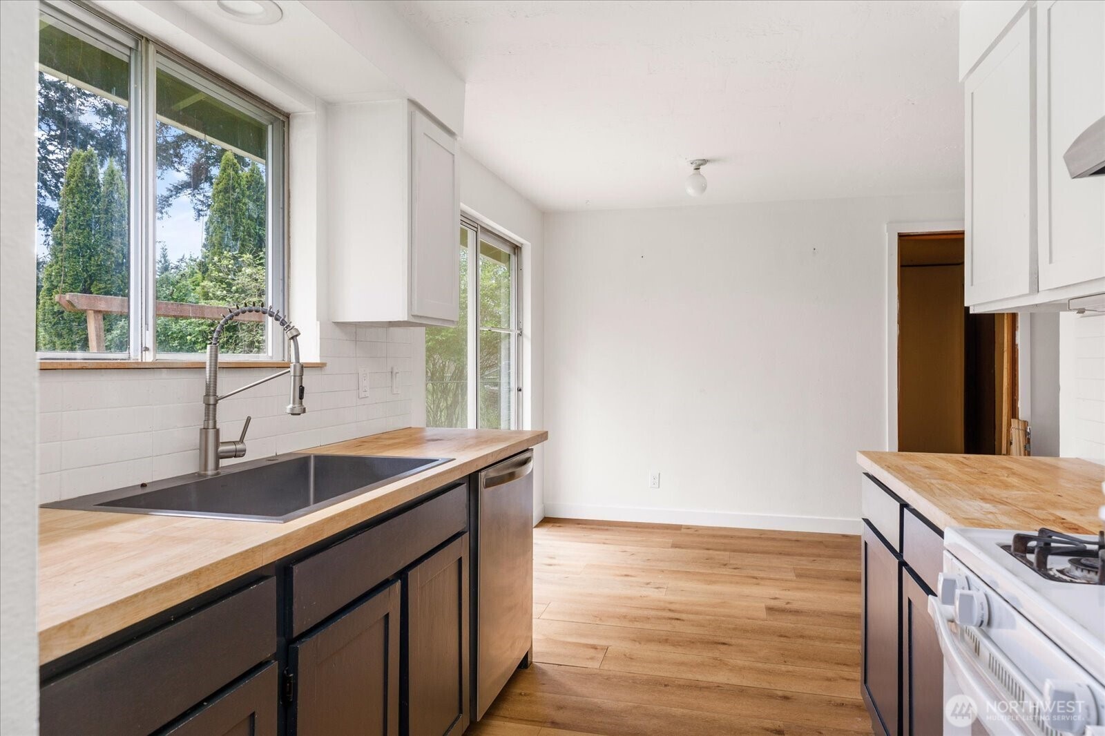1167 Sparrow Drive Property Photo 11
