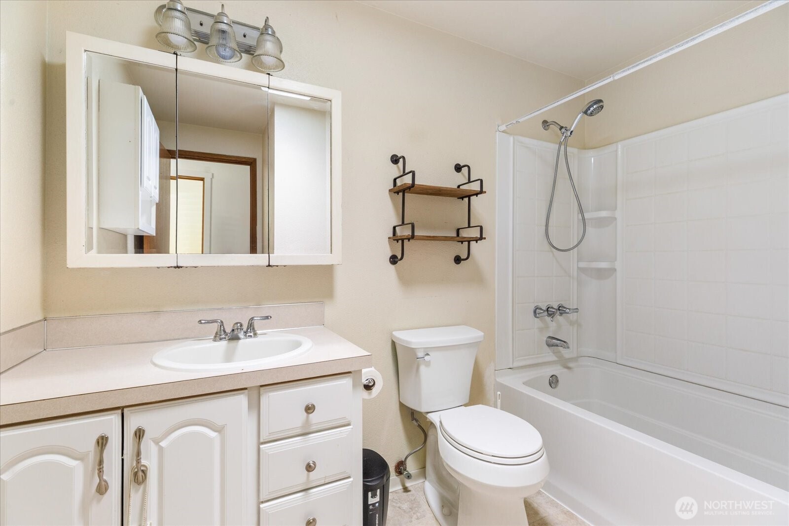 1167 Sparrow Drive Property Photo 12