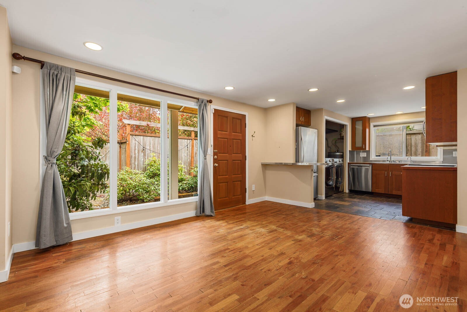 1811 29th Avenue Property Photo 17