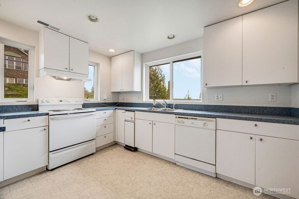542 Doe Run Road Property Photo 37