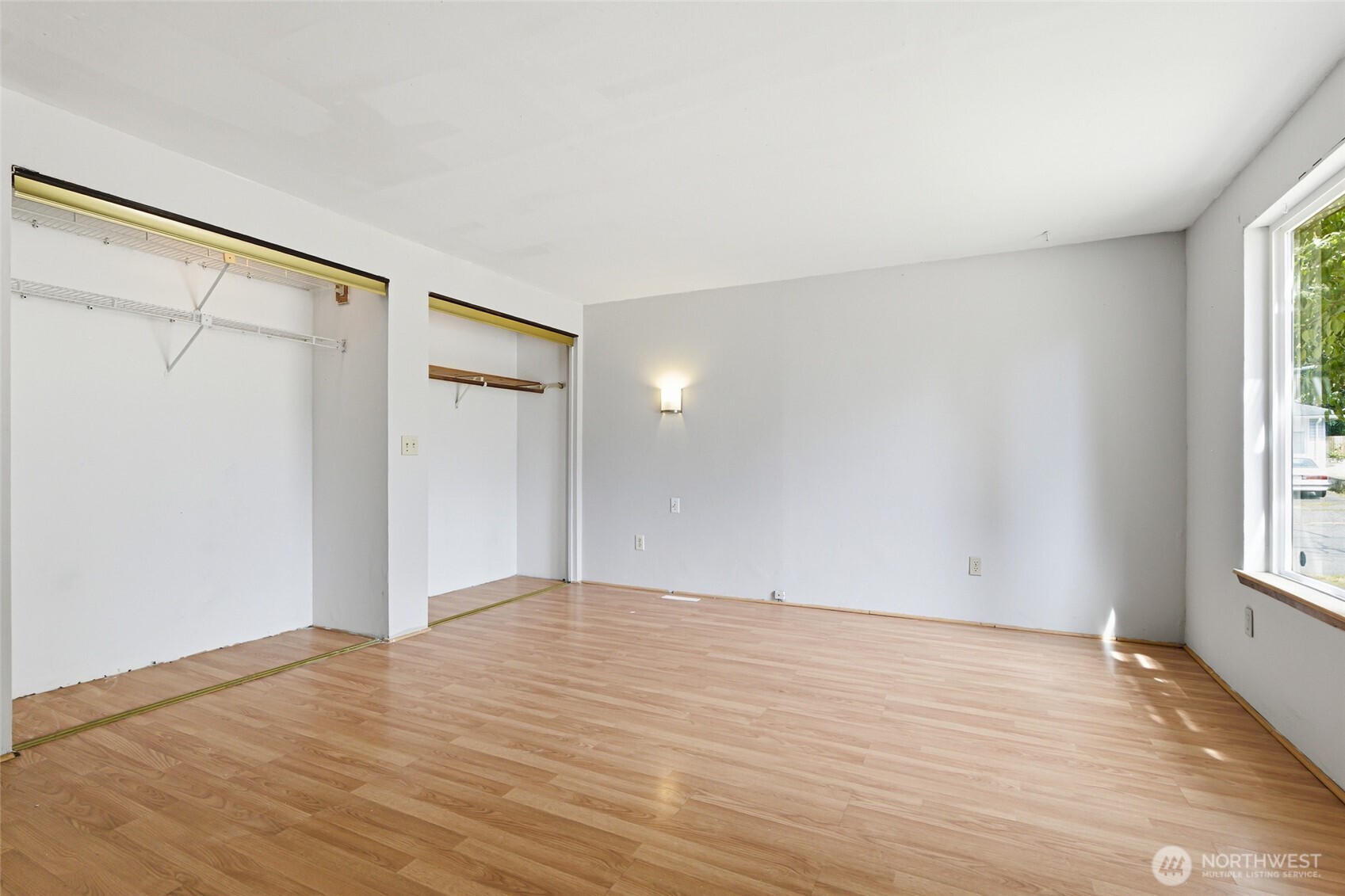 2735 26th Street Property Photo 10