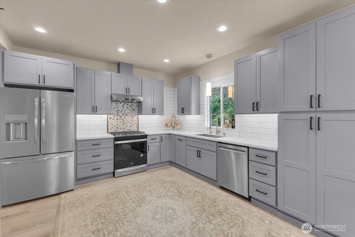 1273 Beach Drive Property Photo 17