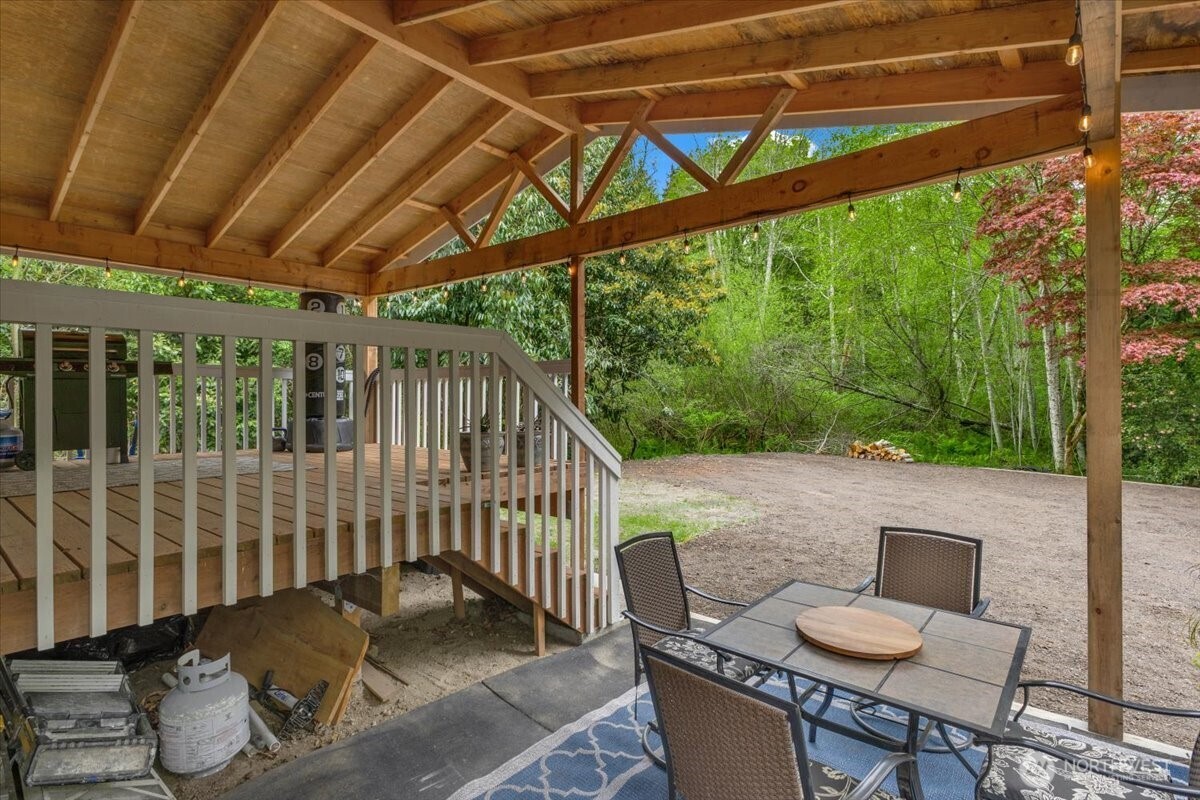 1273 Beach Drive Property Photo 34