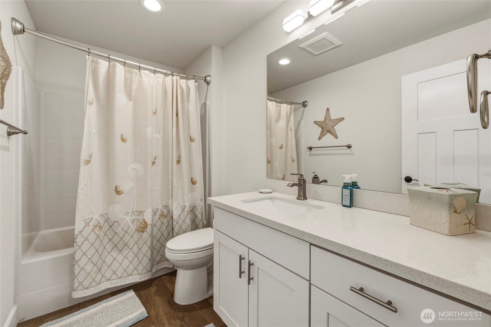 121 Keystone Avenue Property Photo 23