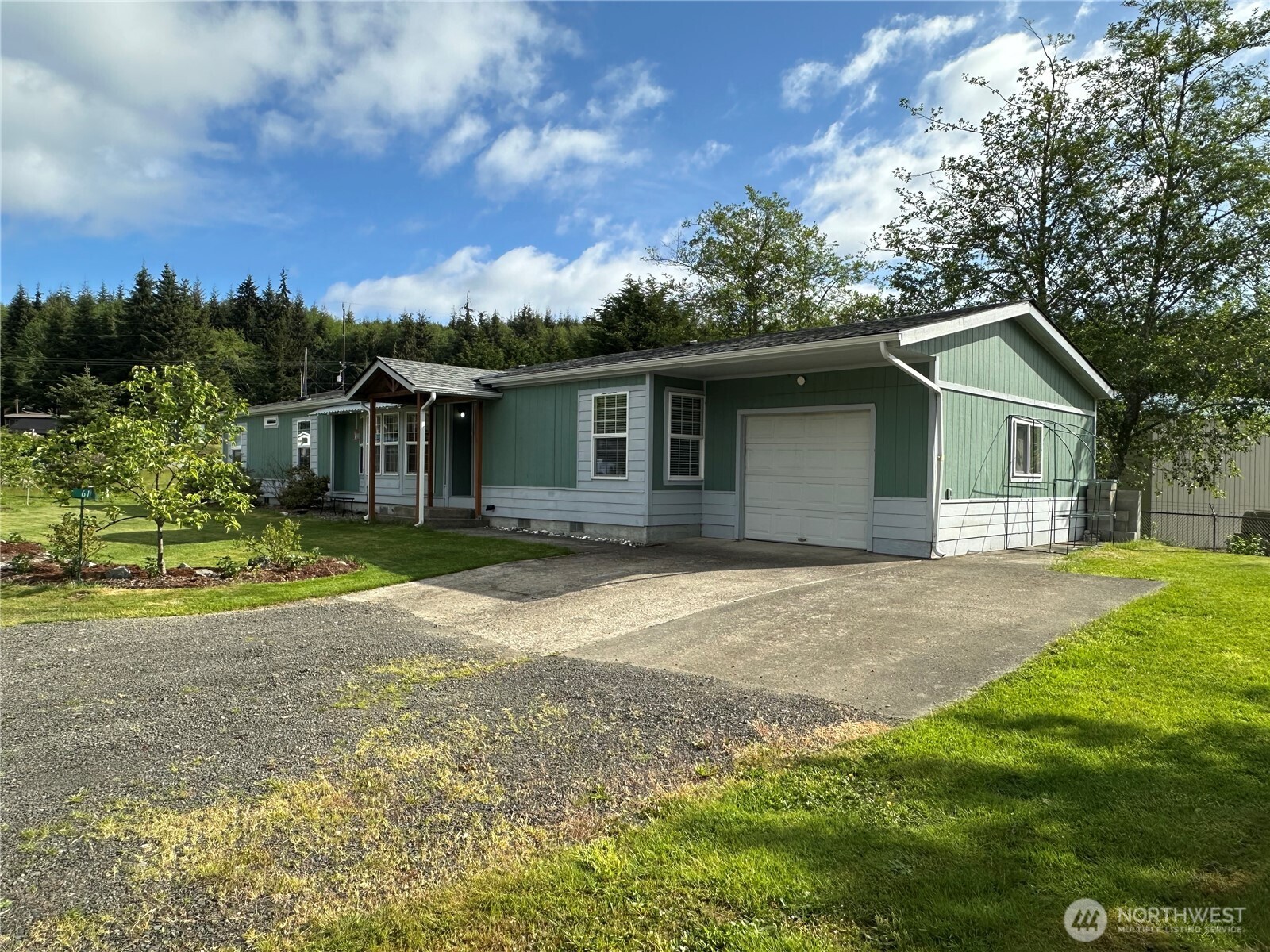 61 Simmons Street Property Photo 4