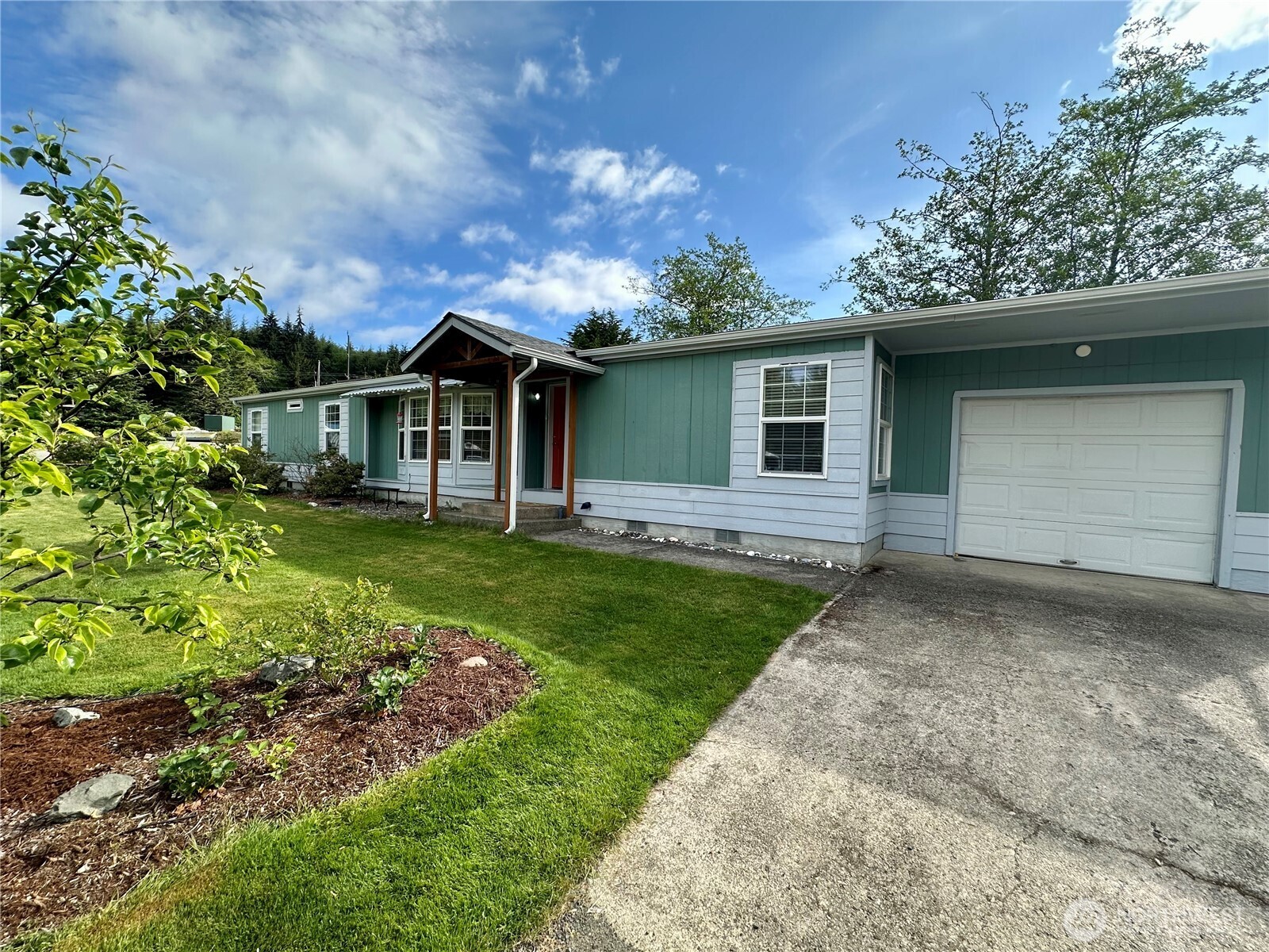 61 Simmons Street Property Photo 6