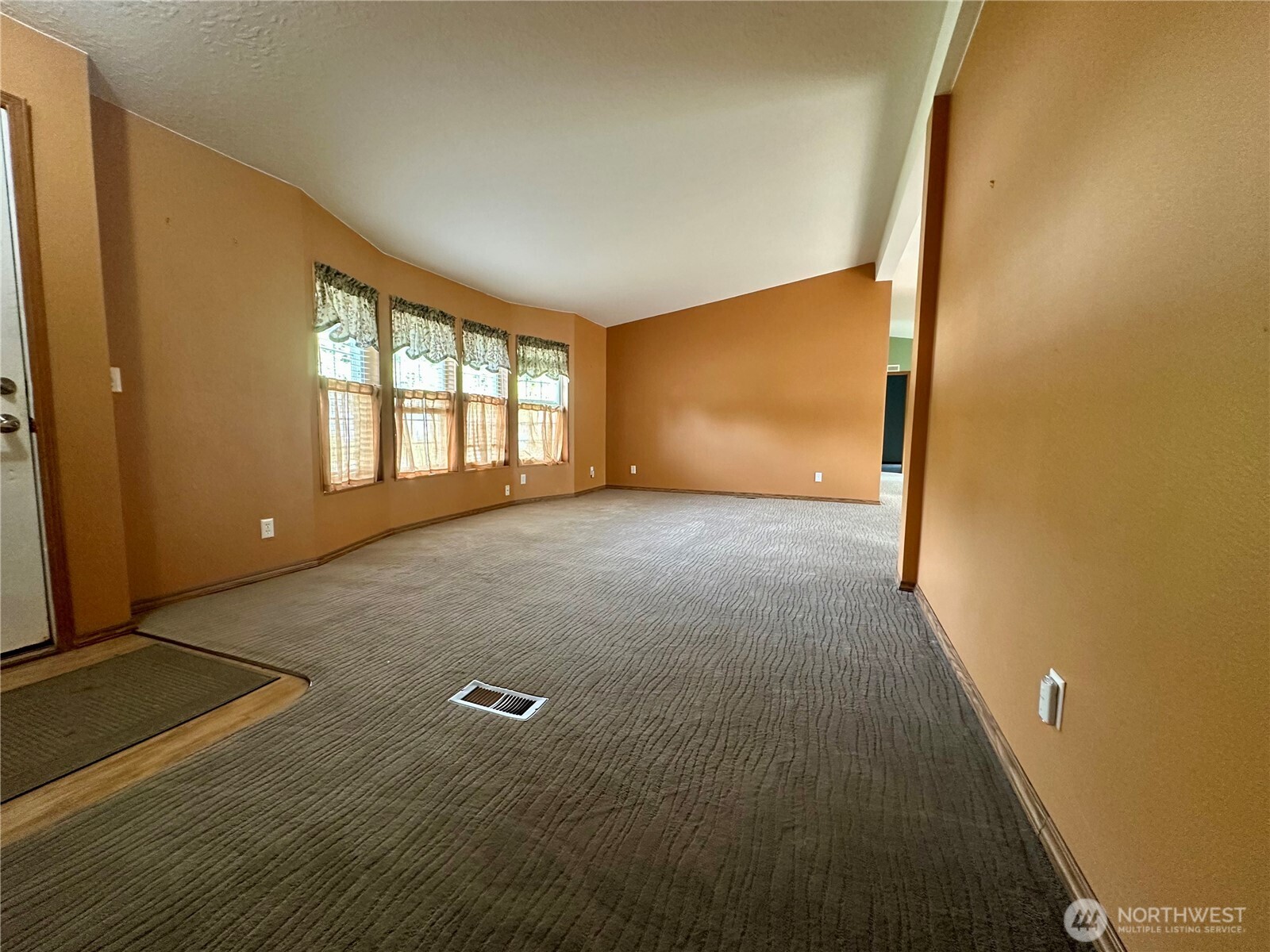 61 Simmons Street Property Photo 7