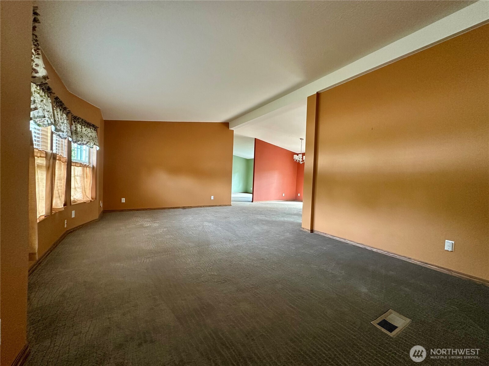 61 Simmons Street Property Photo 9