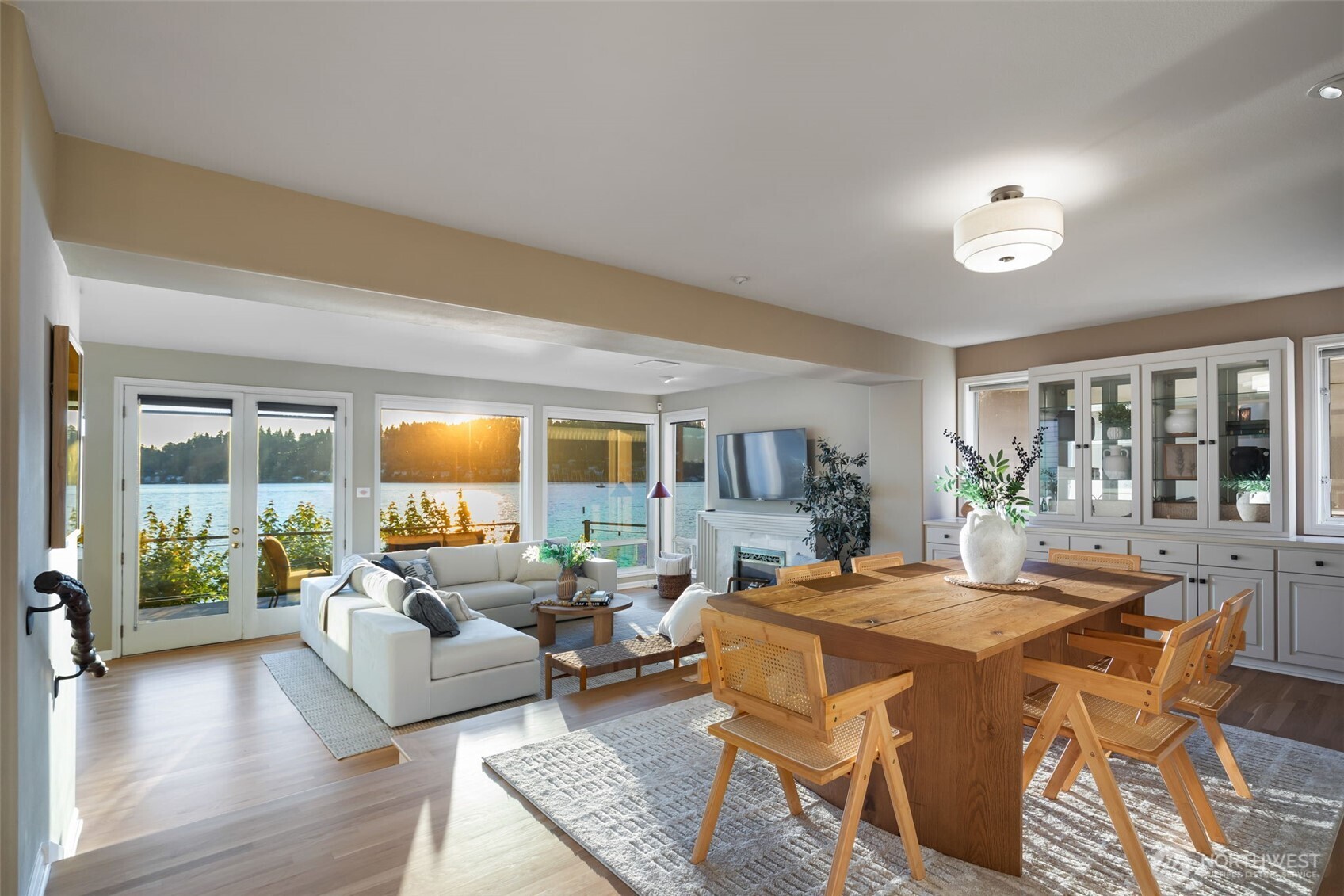 3711 Lake Washington Boulevard Property Photo 4
