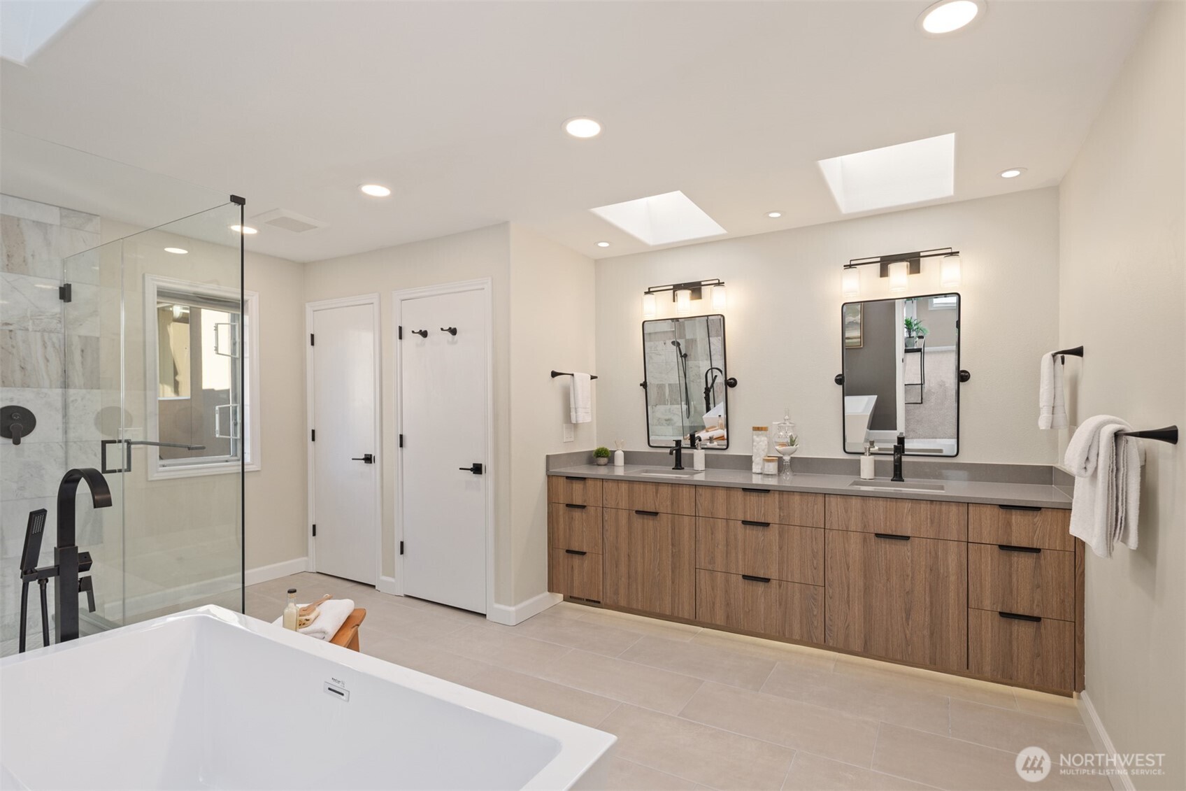 3711 Lake Washington Boulevard Property Photo 20