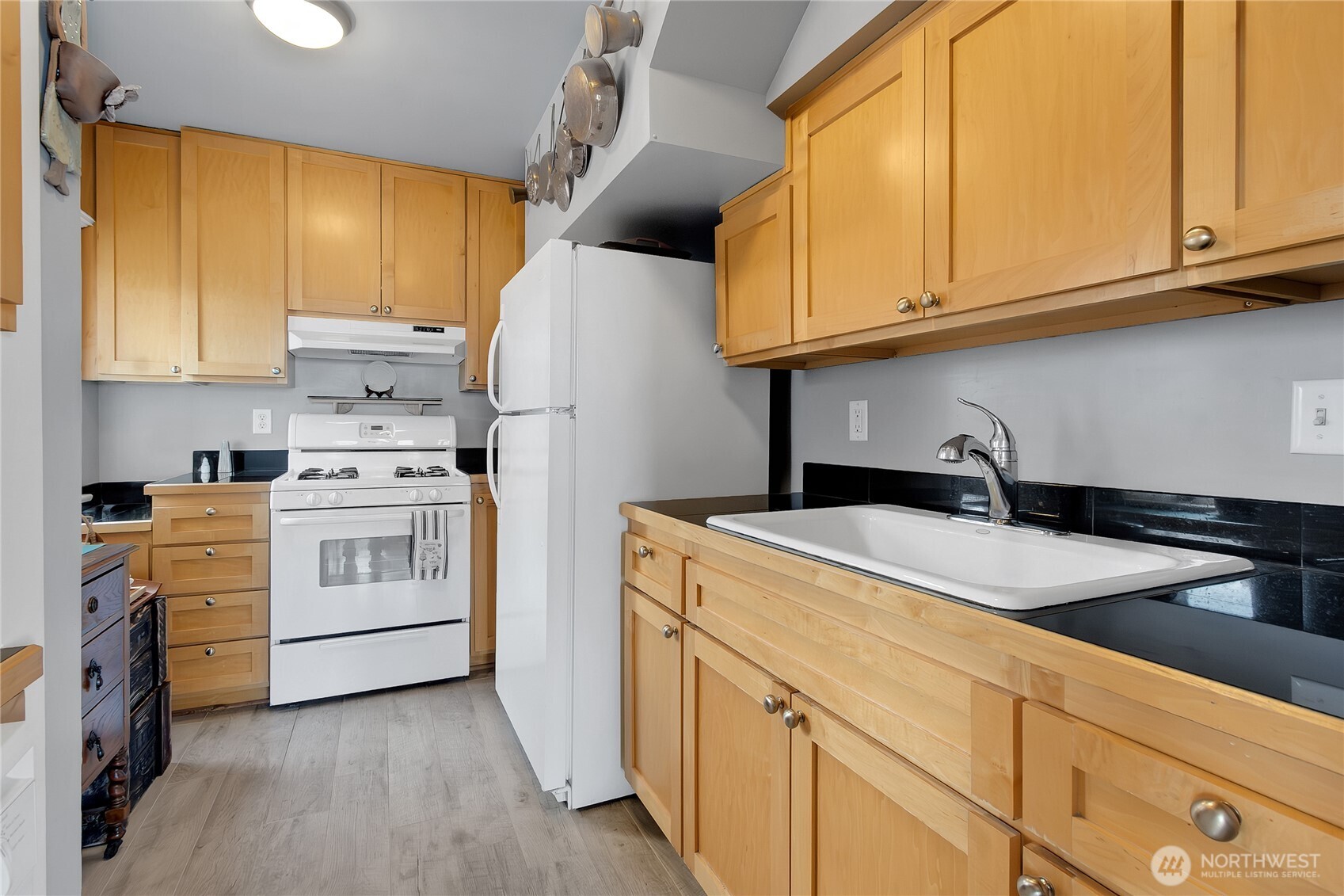 523 N C Street 3 Property Photo 19