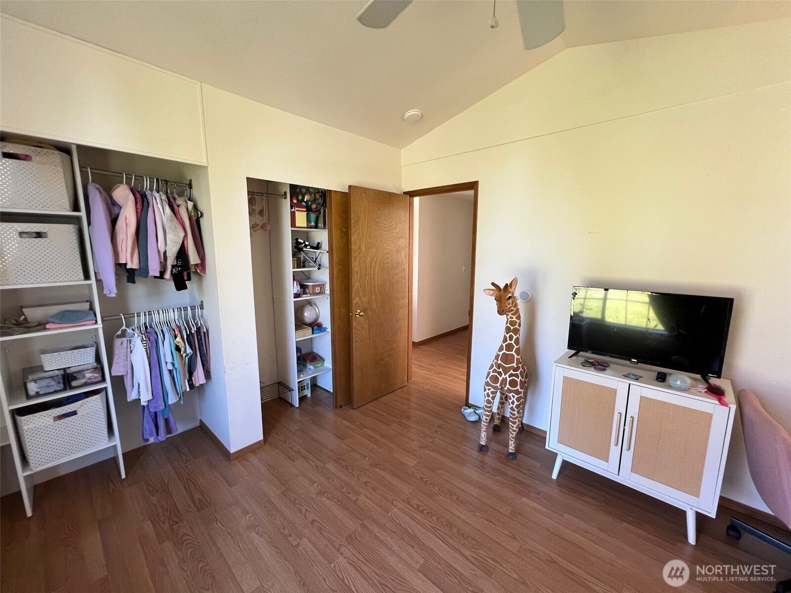 6021 57th Avenue Property Photo 9
